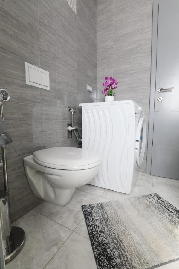 Apartman Teo &Tena Оточац Экстерьер фото