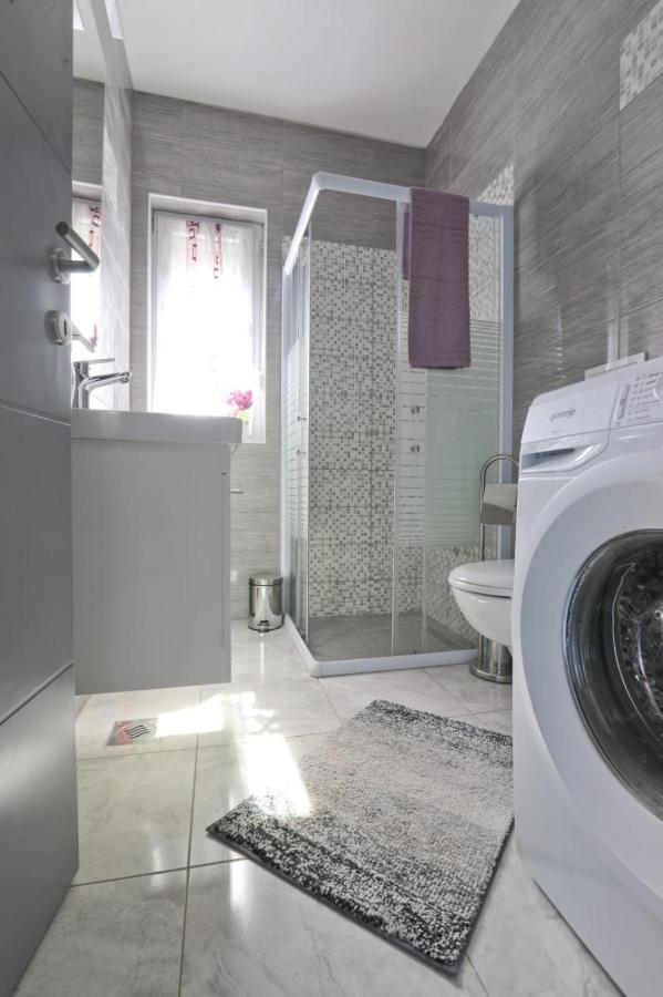Apartman Teo &Tena Оточац Экстерьер фото